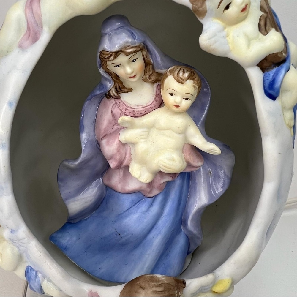 AVON INSPIRATIONAL Light MADONNA AND‎ CHILD Ceramic Figurine - Picture 3 of 16
